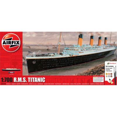AIRFIX A50164A RMS Titanic Gift Set 1:700.