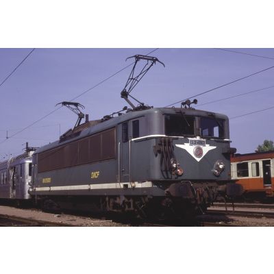 Ηλεκτράμαξα Electric locomotive BB 8630 SNCF B ton JOUEF HJ2077