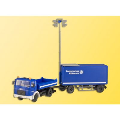 H0 THW MAN lorry with floodlight trailer