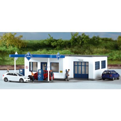 ARAL Gasoline Station