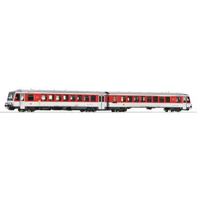 Diesel multiple unit 628 509 of the Deutsche Bahn AG in "Sylt Shuttle plus" design.                        